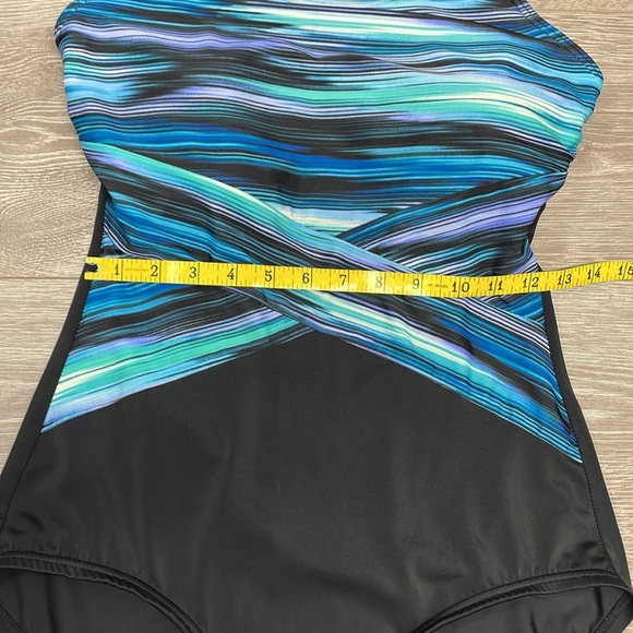 Gabar Horizon Stripe High Neck One Piece Tummy Control Swimsuit 12 - Picture 4 of 15